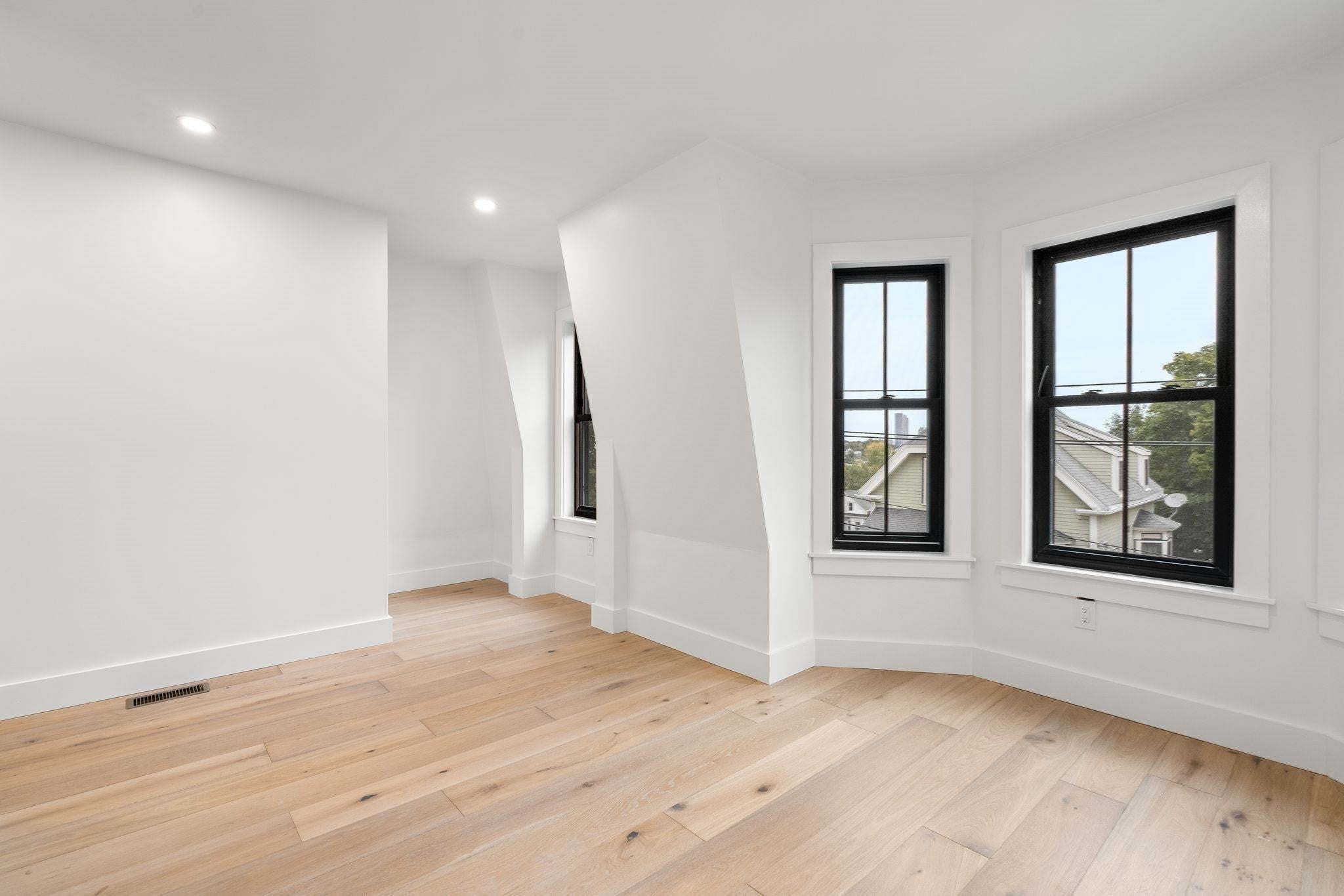 79 Sheridan St #2, Boston, MA, 79 Sheridan St #2, Boston, MA Photo #29