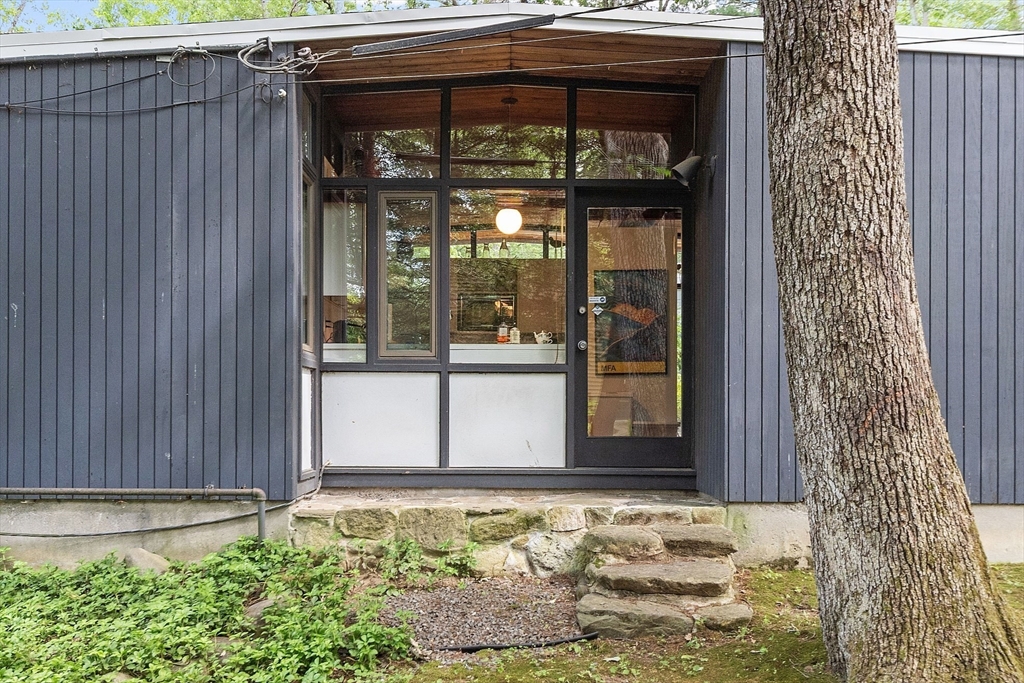 31 Alcott St