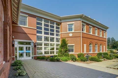 Photo of 56 Common St #203, Barre, MA 01005 (MLS # 73473891)