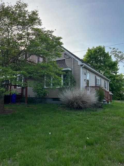 17 Fisher Ave