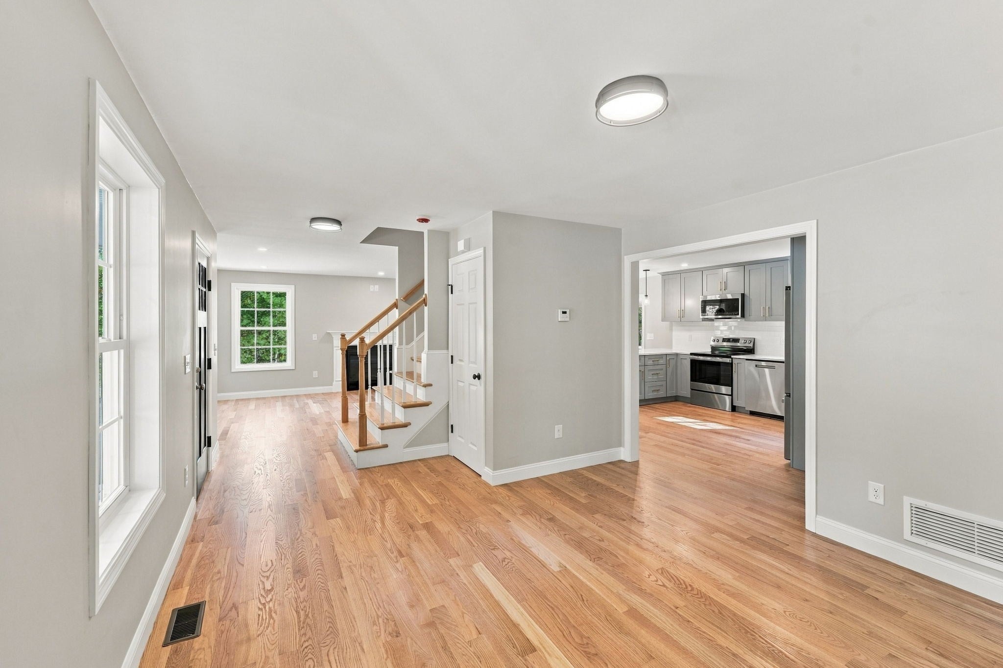 18 Elaine Dr, Hopkinton, RI Photo #7