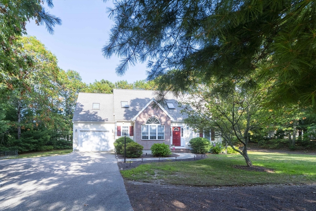 113 Club Valley Dr