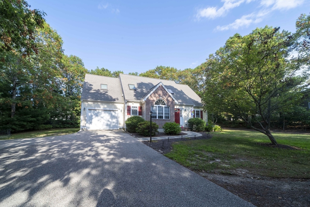 113 Club Valley Dr