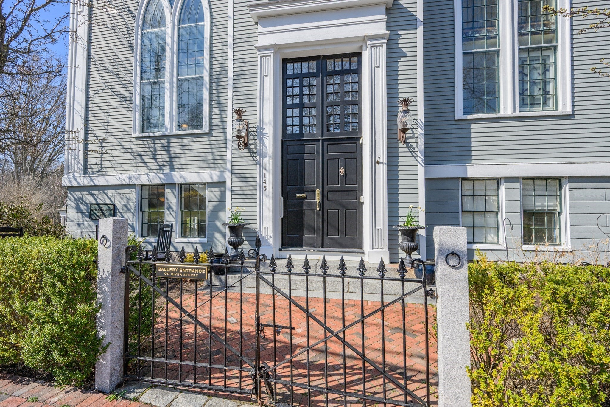 143 Main St