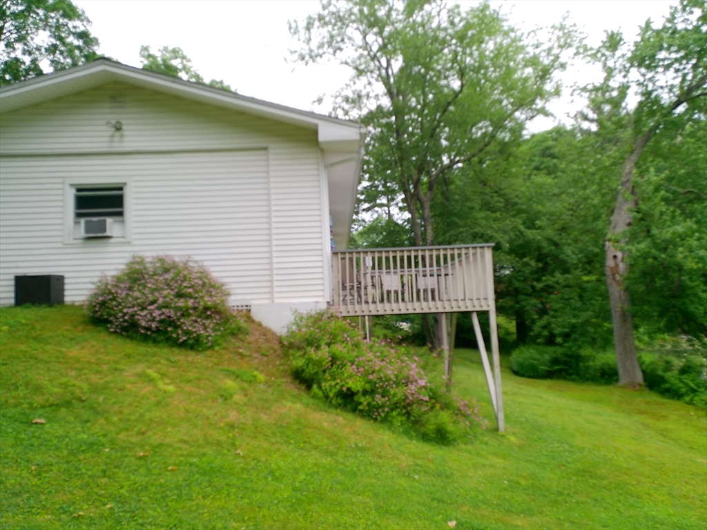 20 Forest St