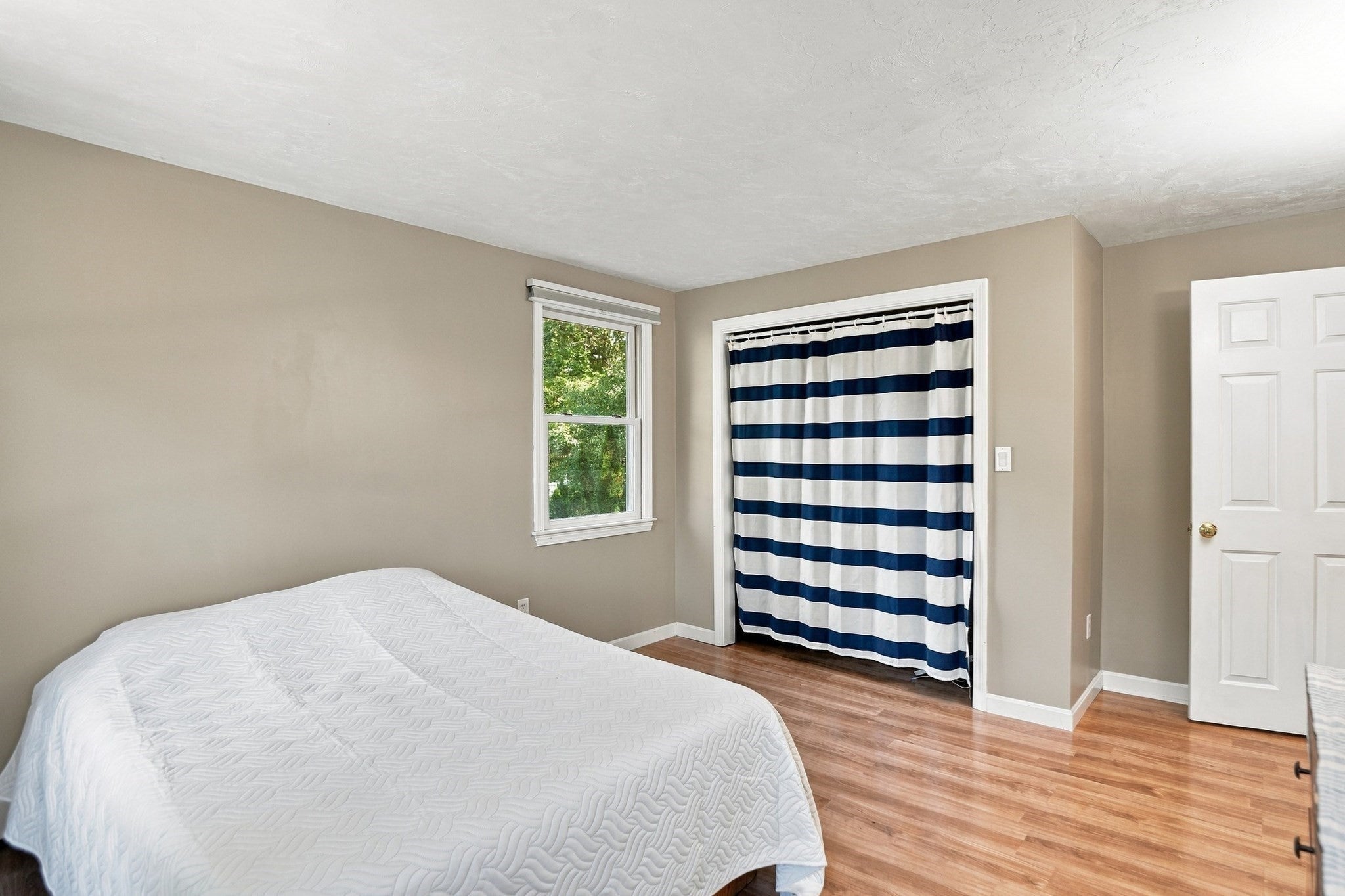 10 Kings Lane, Medway, MA, 10 Kings Lane, Medway, MA Photo #28