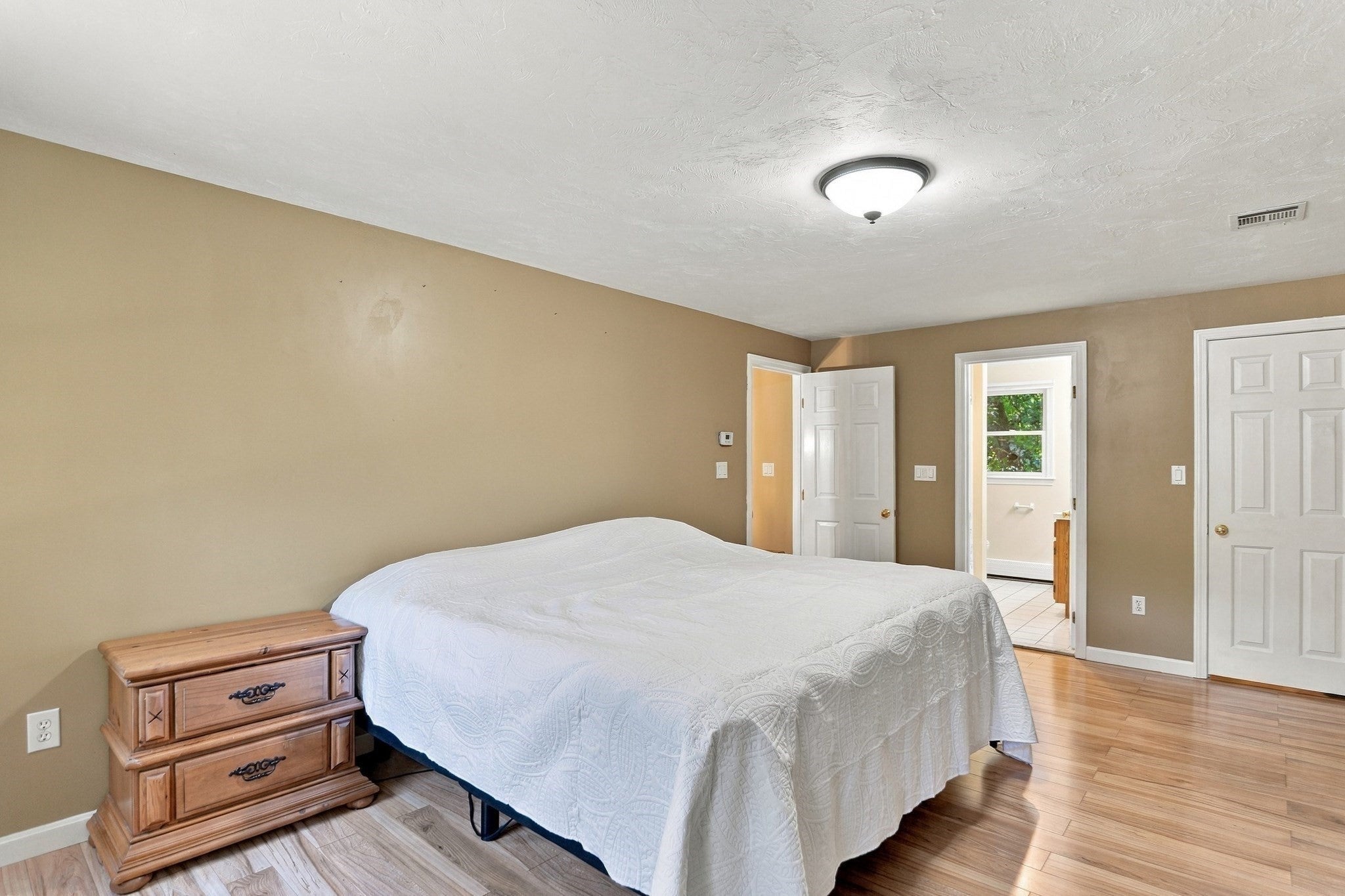 10 Kings Lane, Medway, MA, 10 Kings Lane, Medway, MA Photo #20