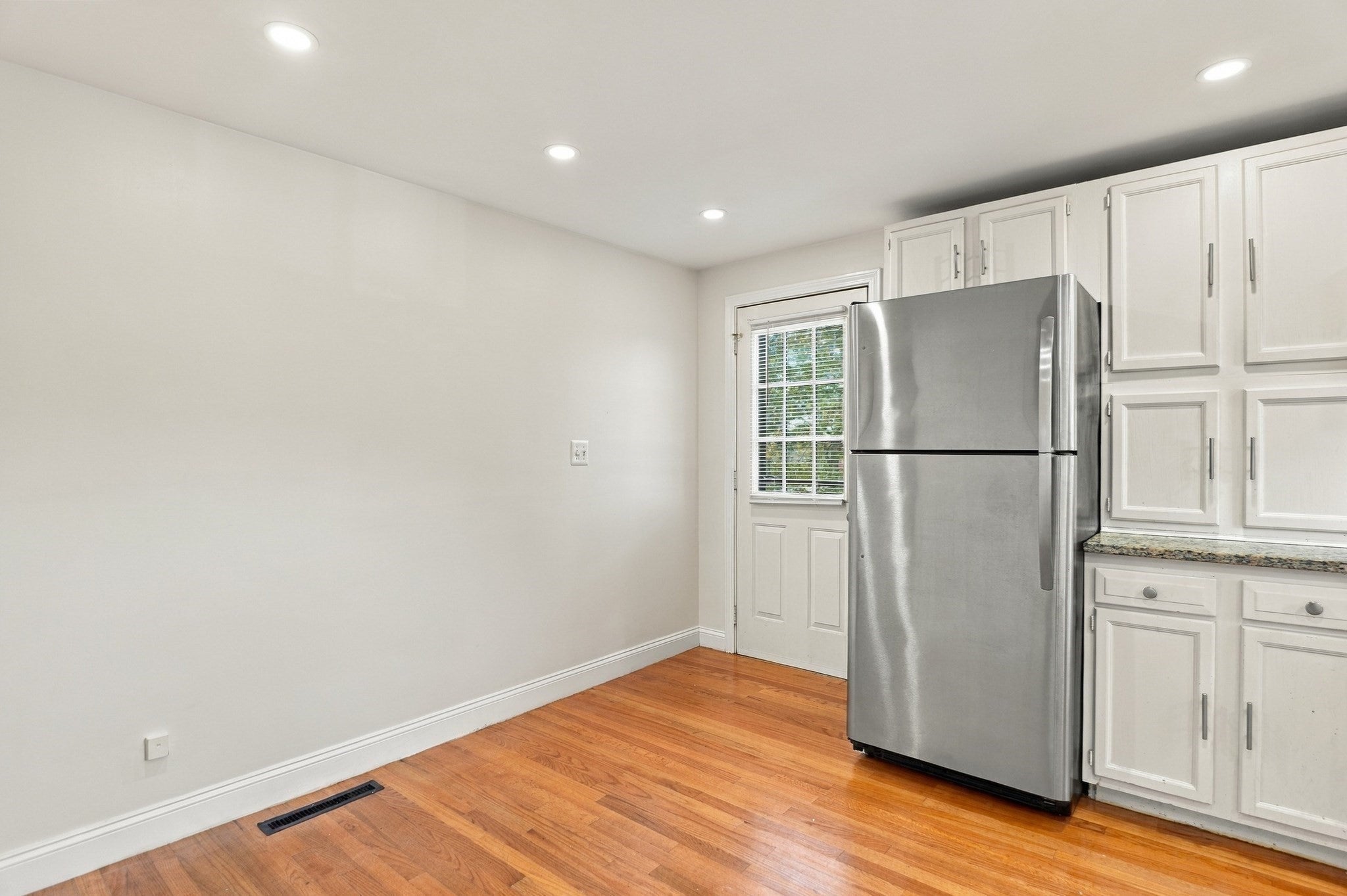 17 Overlook Rd, Weymouth, MA Photo #12