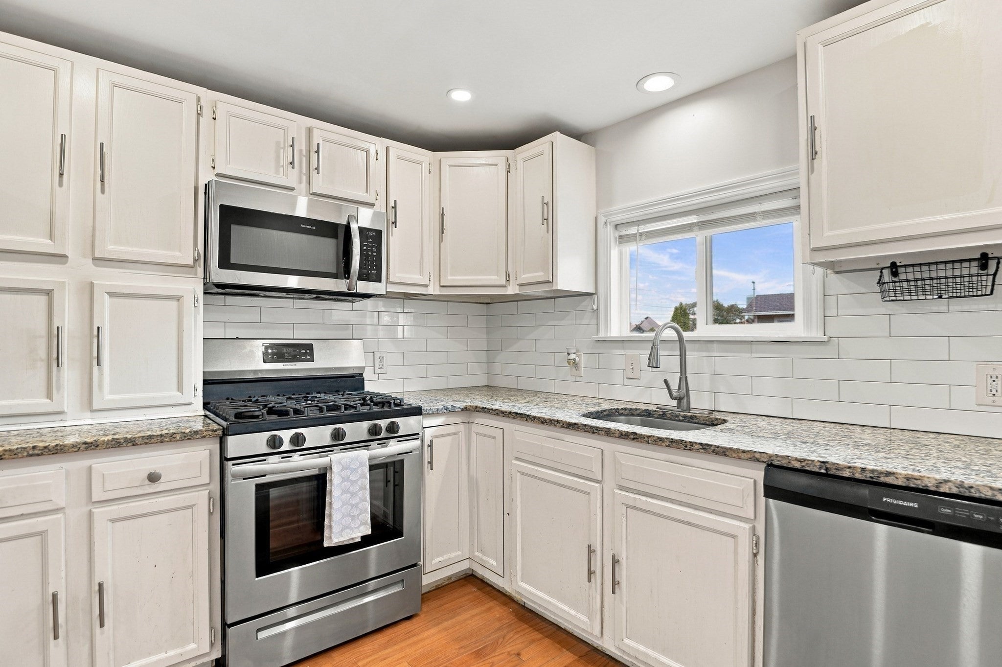 17 Overlook Rd, Weymouth, MA Photo #7