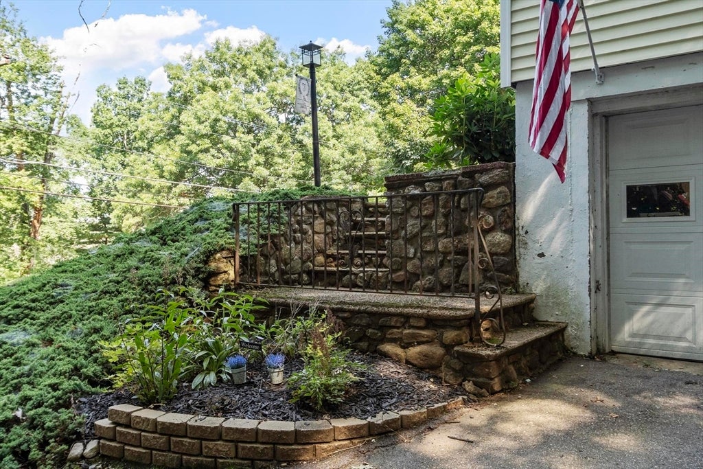 149 North St, East Brookfield, MA, 149 North St, East Brookfield, MA Photo #5