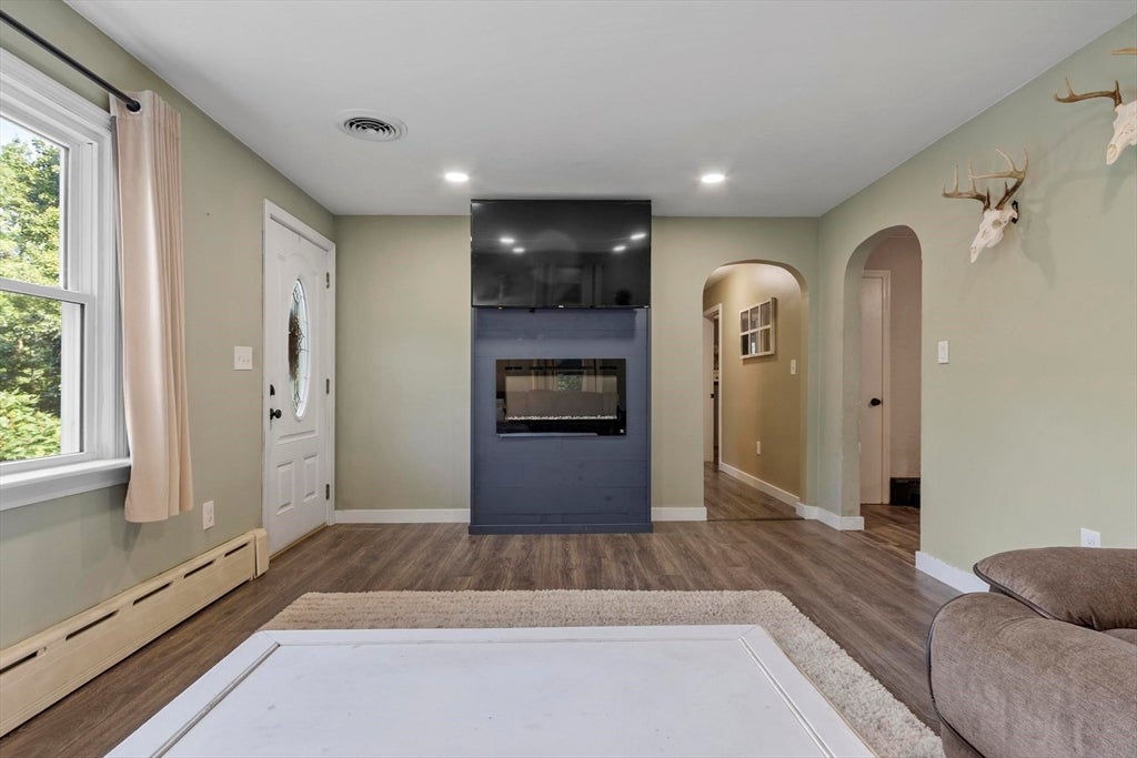 149 North St, East Brookfield, MA, 149 North St, East Brookfield, MA Photo #7