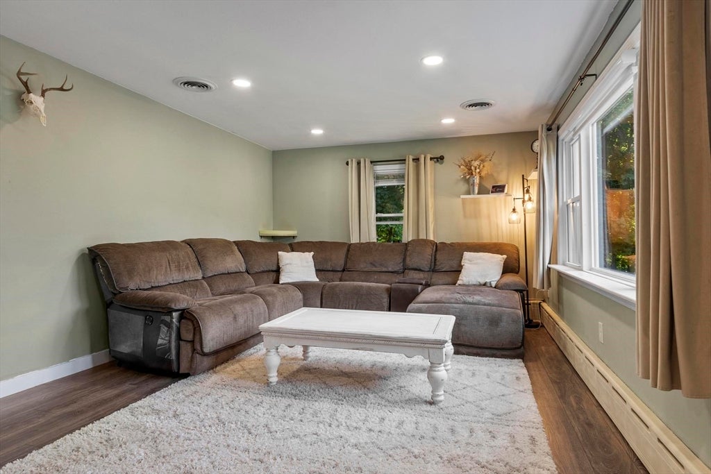 149 North St, East Brookfield, MA, 149 North St, East Brookfield, MA Photo #8