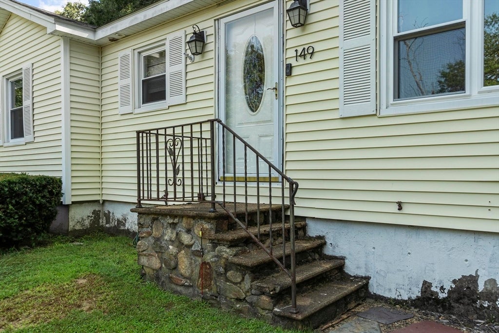 149 North St, East Brookfield, MA, 149 North St, East Brookfield, MA Photo #4