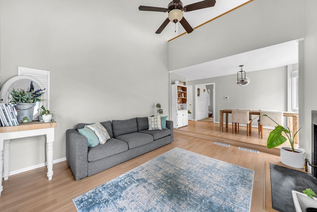 5 Weybridge Lane 5