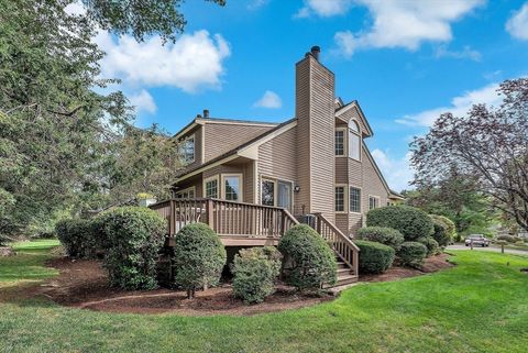 5 Weybridge Lane 5 Hopkinton MA 01748