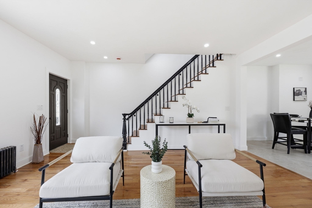 13 Green Ave
