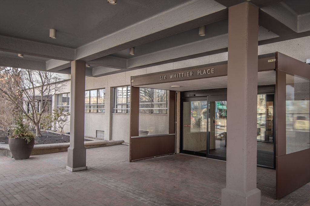 6 Whittier Pl 3J