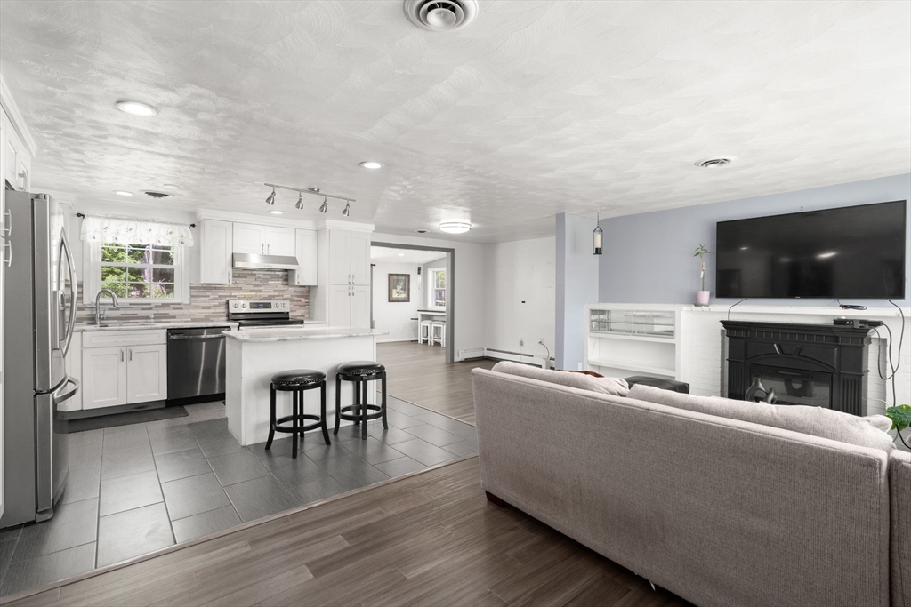 22 Wethersfield Rd