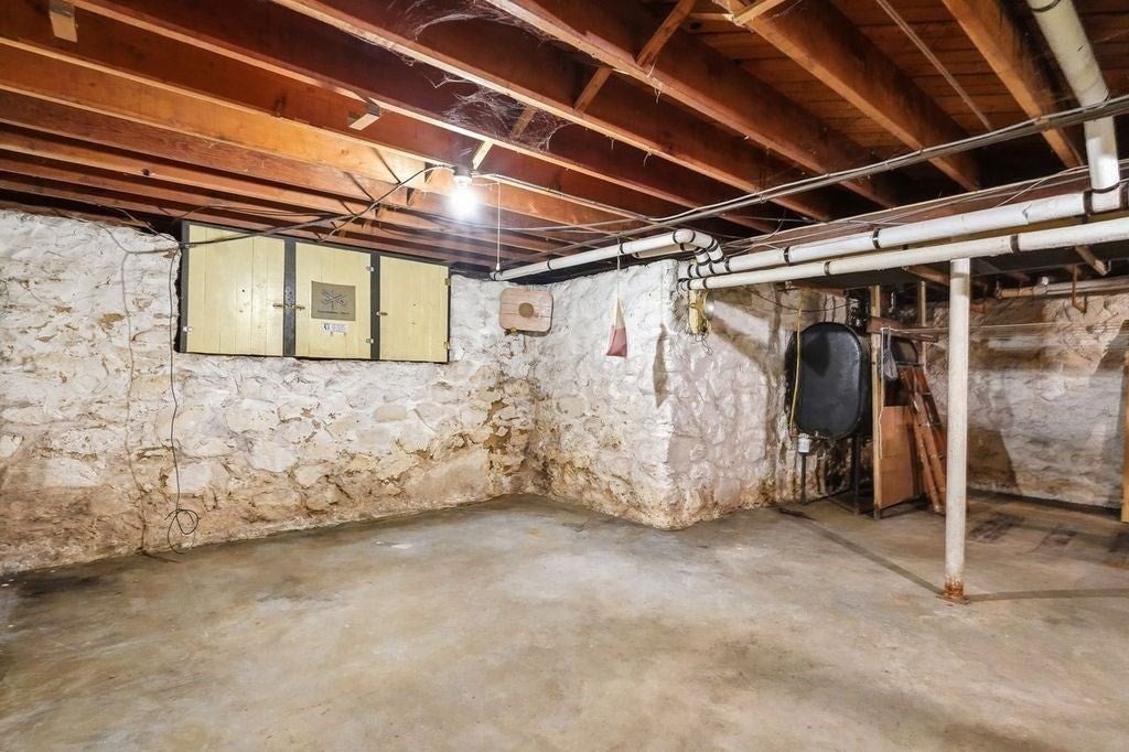 24 Litchfield Avenue, Southbridge, MA Photo #26