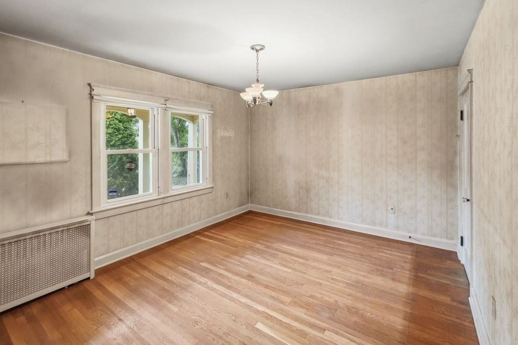 24 Litchfield Avenue, Southbridge, MA Photo #9