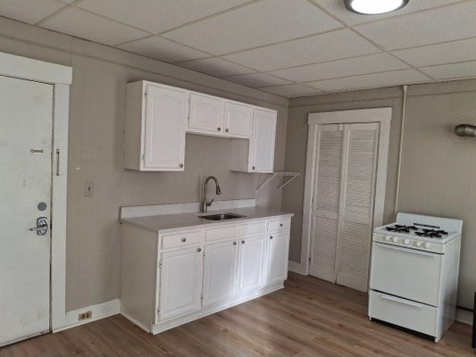 168 LUNENBURG ST APT 2L, FITCHBURG, MA 01420 - Image 2d83fd3e02f20cc409b5c827ca313e81/1056010962