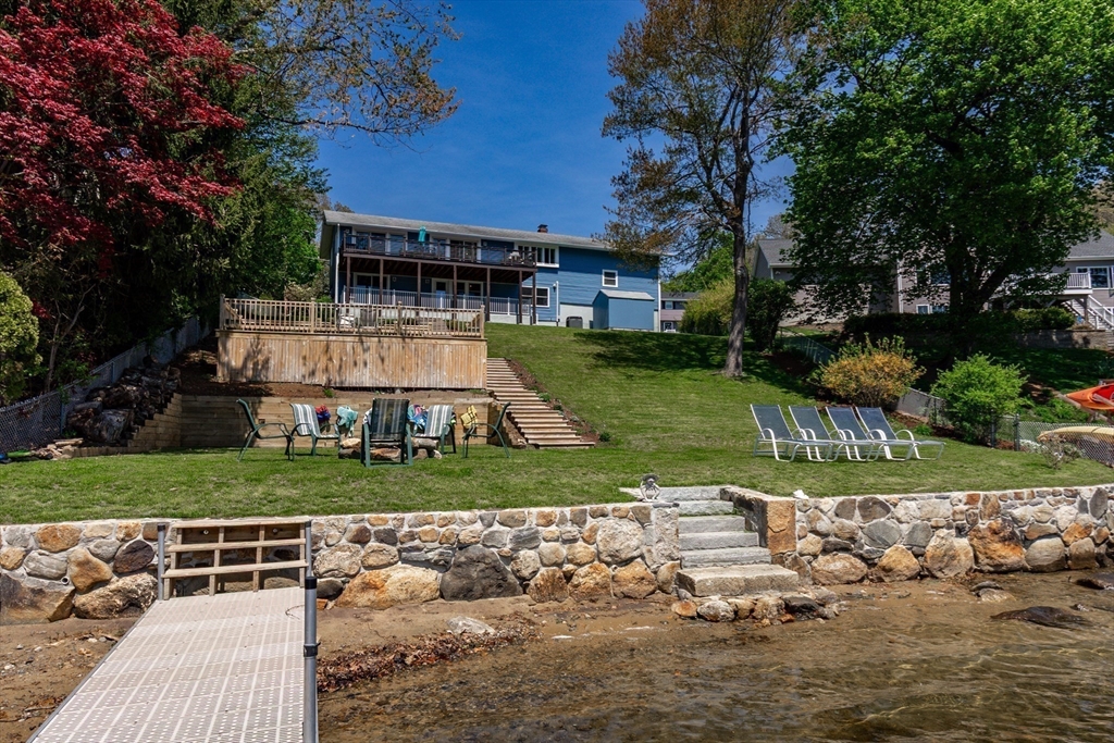 63 Fort Meadow Dr