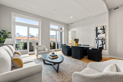 Photo of 481 Harrison Ave #5B, Boston, MA 02118 (MLS # 73586950)