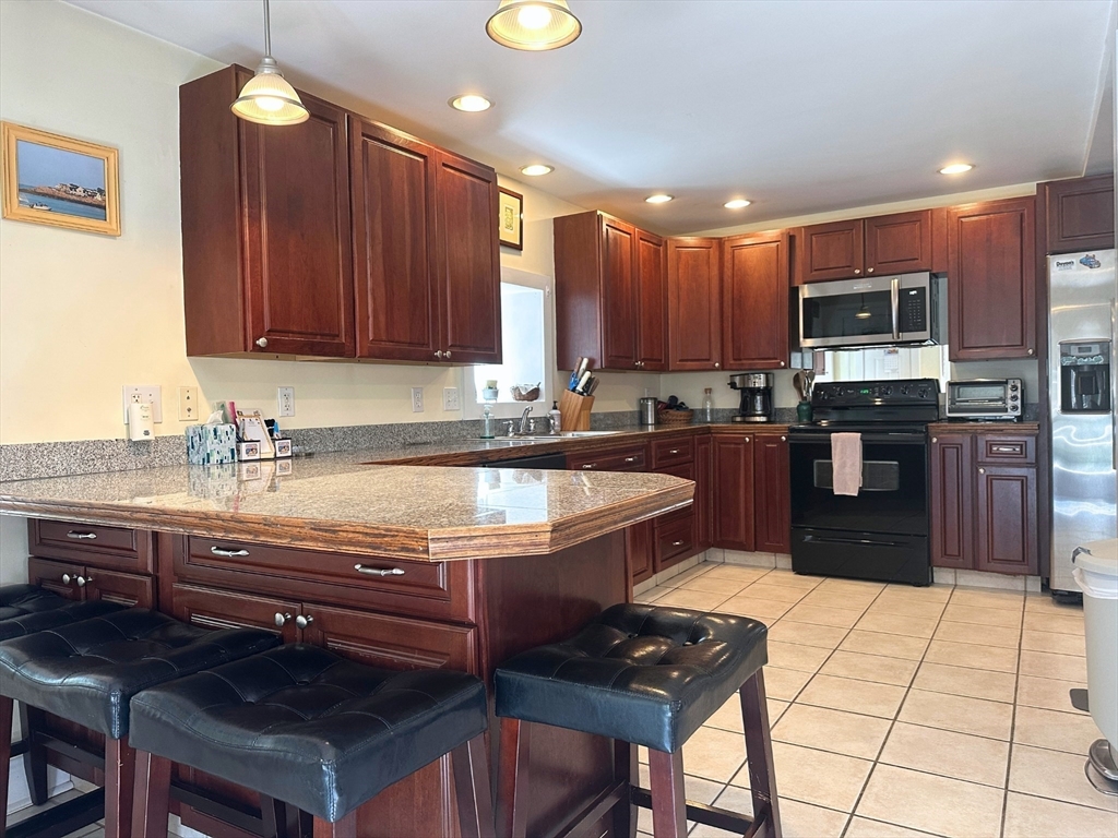 1 Pigeon Hill Ct 1