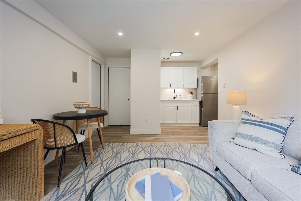 2 Colonial Village Dr 3