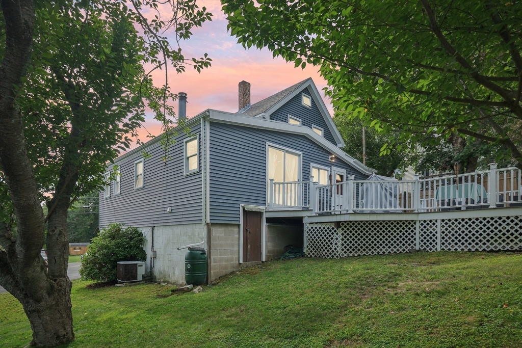 22 Hillside Ave
