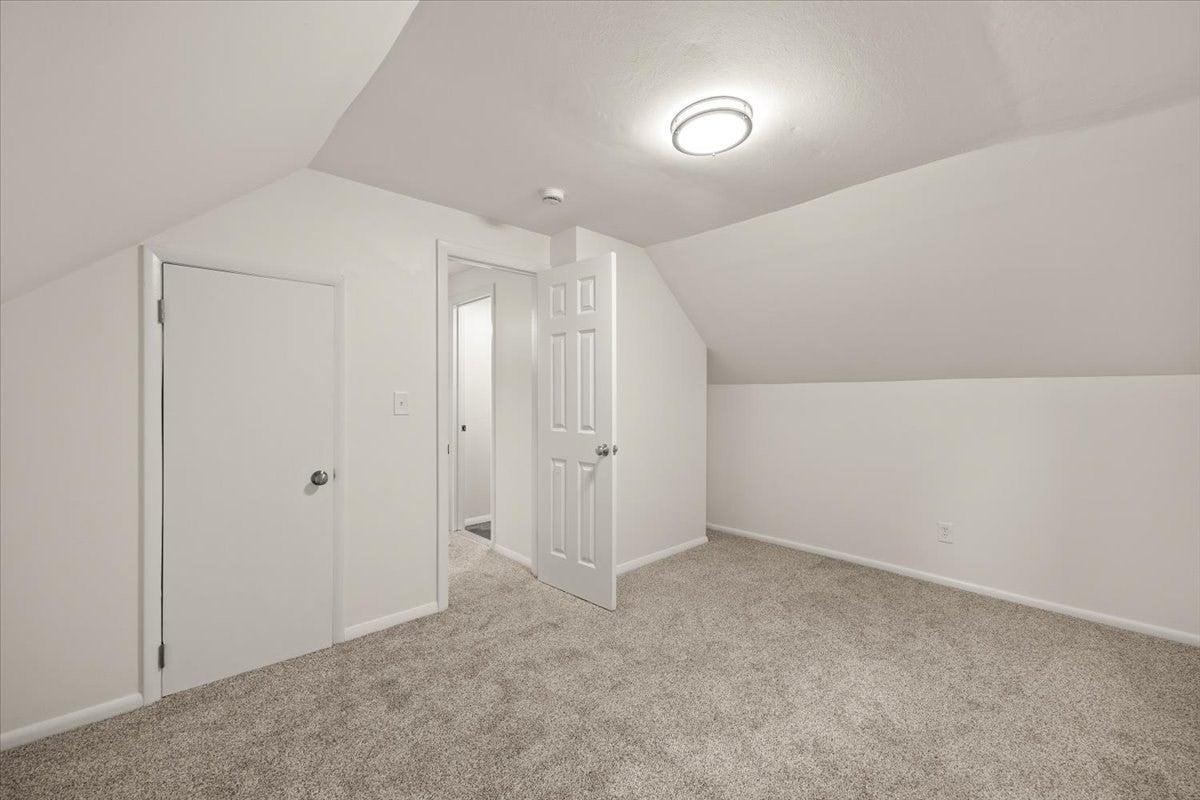 1088 Middleboro Ave, Taunton, MA, 1088 Middleboro Ave, Taunton, MA Photo #30