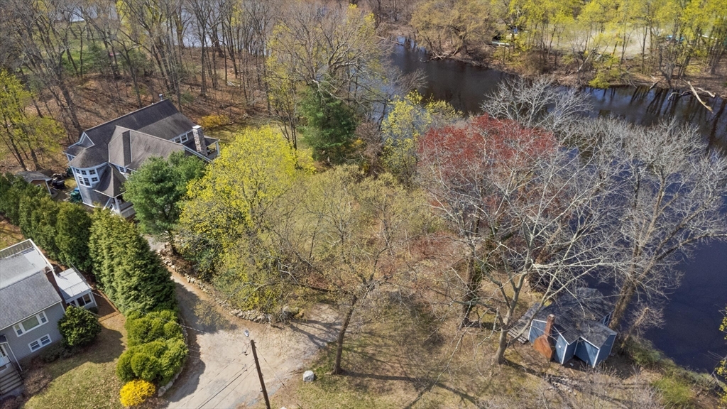 28 Boathouse Ln