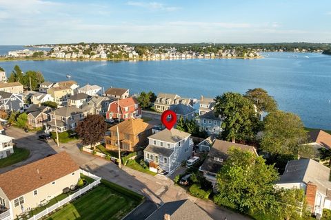 67 Whitehead Ave Hull MA 02045