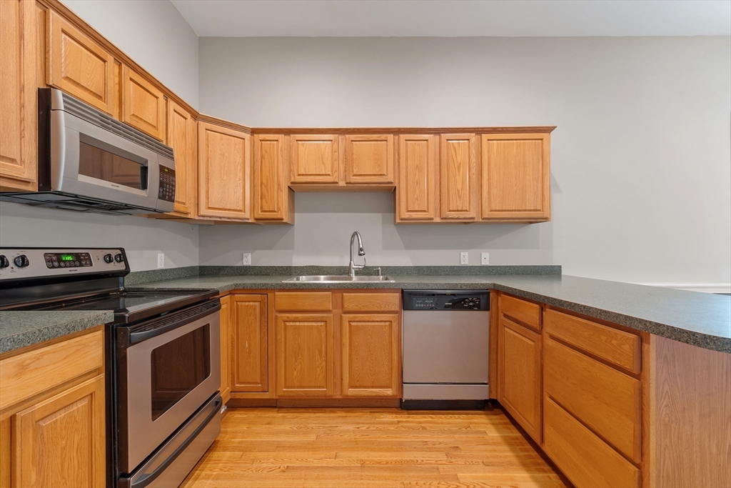 31-33 Ashland St 5