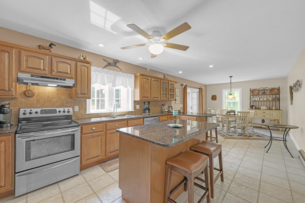 7 Kittredge Rd
