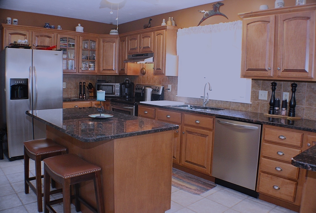 7 Kittredge Rd