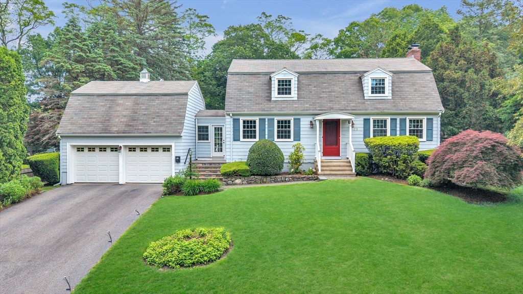 35 Circle Rd