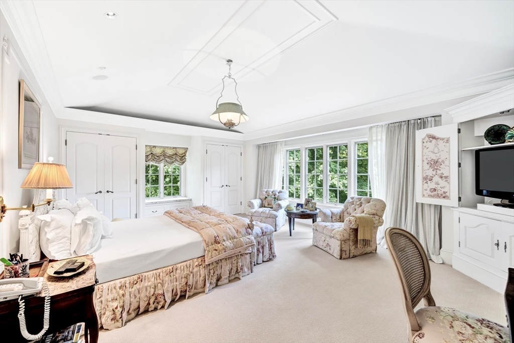 Barnstable, Massachusetts 02635, United States, 4 Bedrooms Bedrooms, ,5 BathroomsBathrooms,Residential,Active,49105