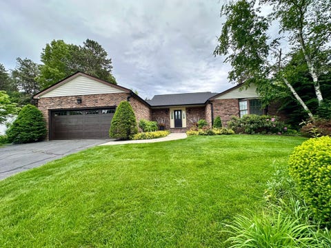Photo of 608 Pinewood Dr, Longmeadow, MA 01106 (MLS # 73535532)