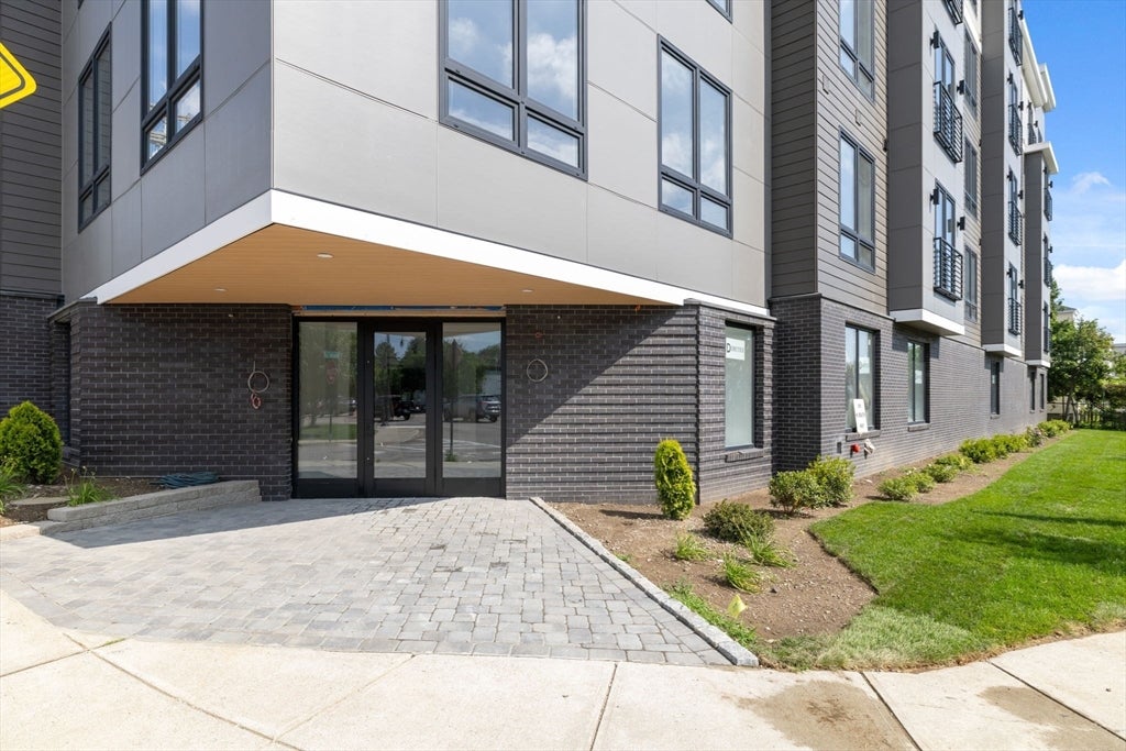 66 Mcgrath #305, Quincy, MA, 66 Mcgrath #305, Quincy, MA Photo #26