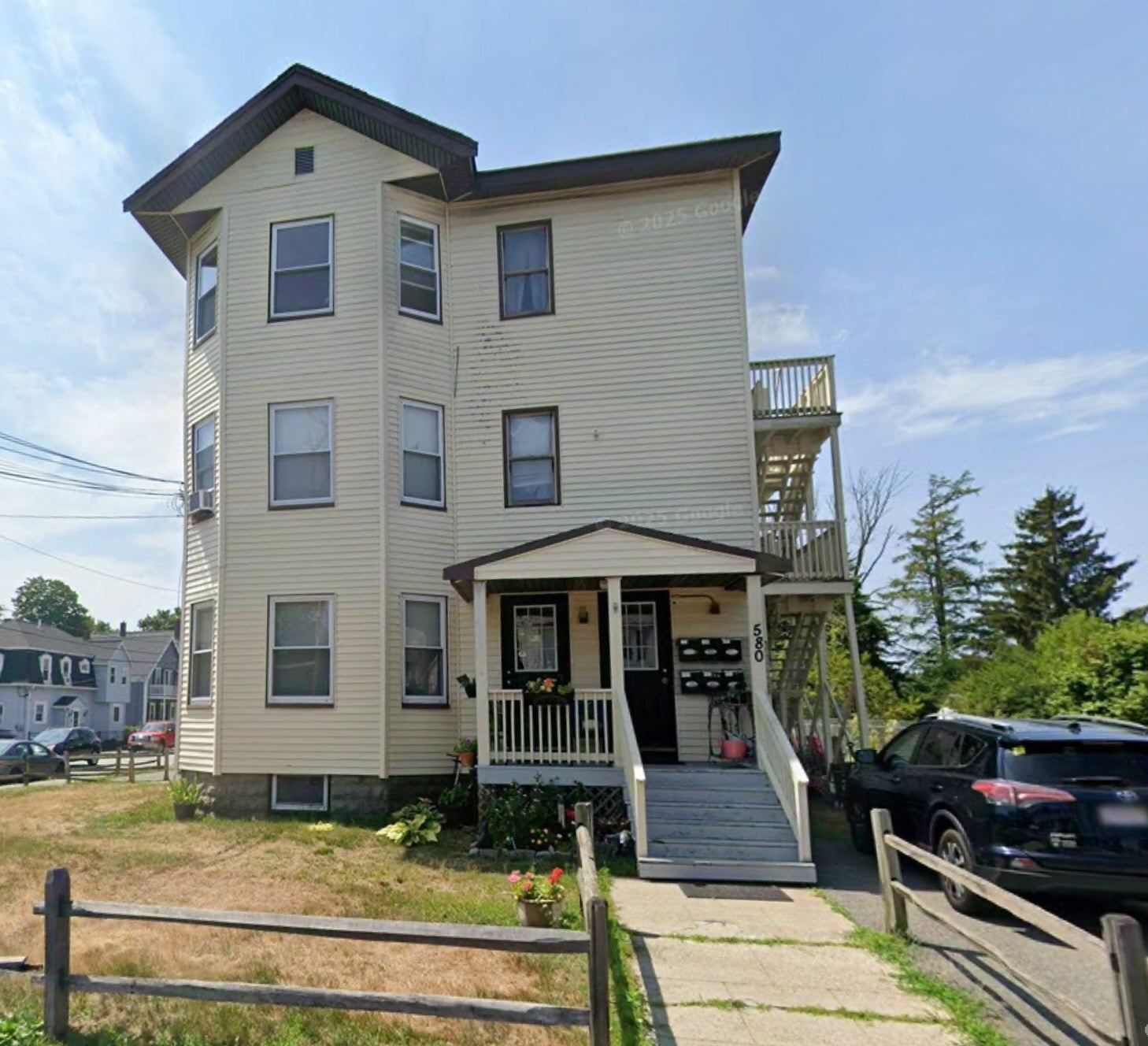 Photo of 580 Bay Street, Taunton, MA