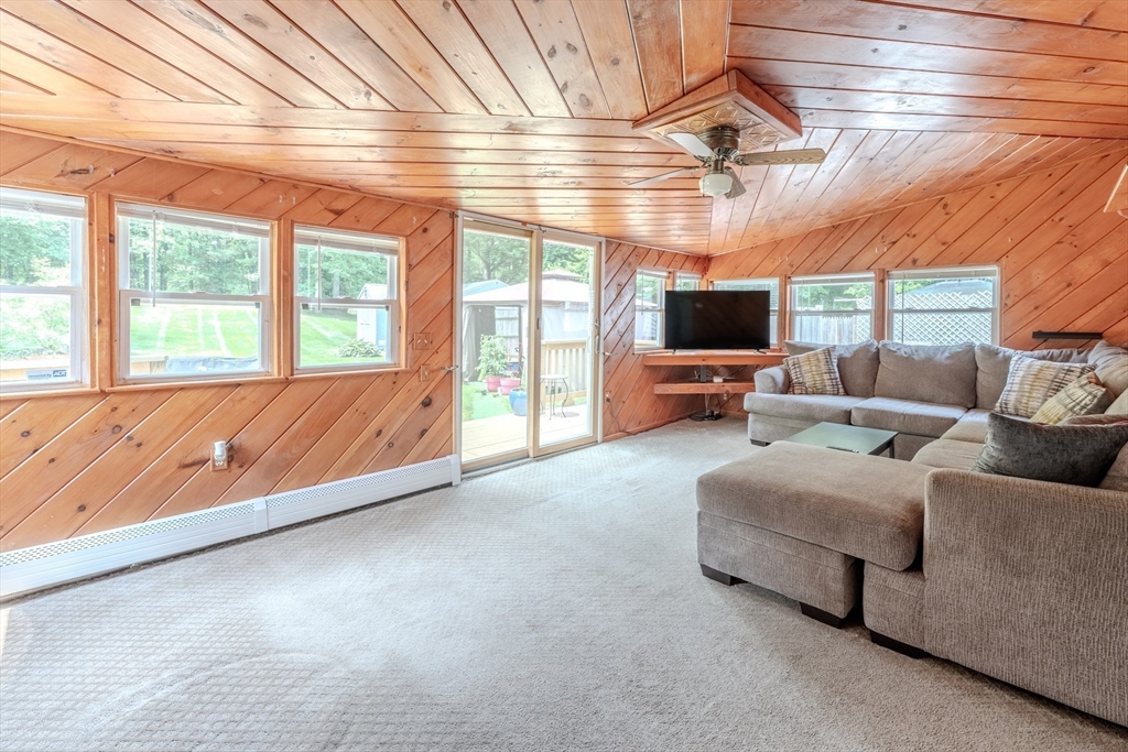 71 Webber Rd