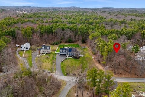 6 Palis Dr Salisbury MA 01952