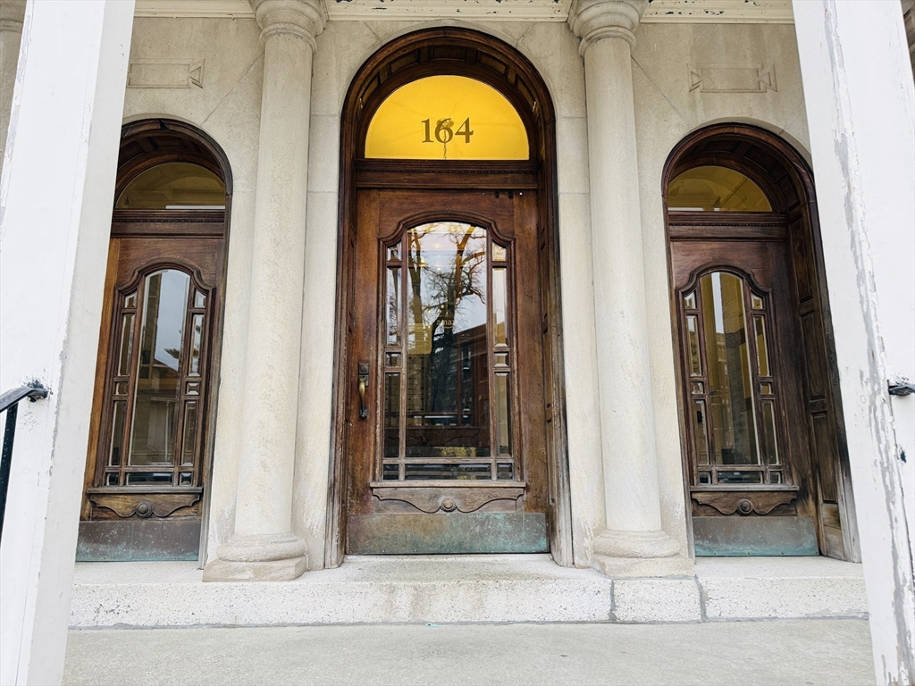 164 Strathmore R Rd #4, Boston, MA Photo #24