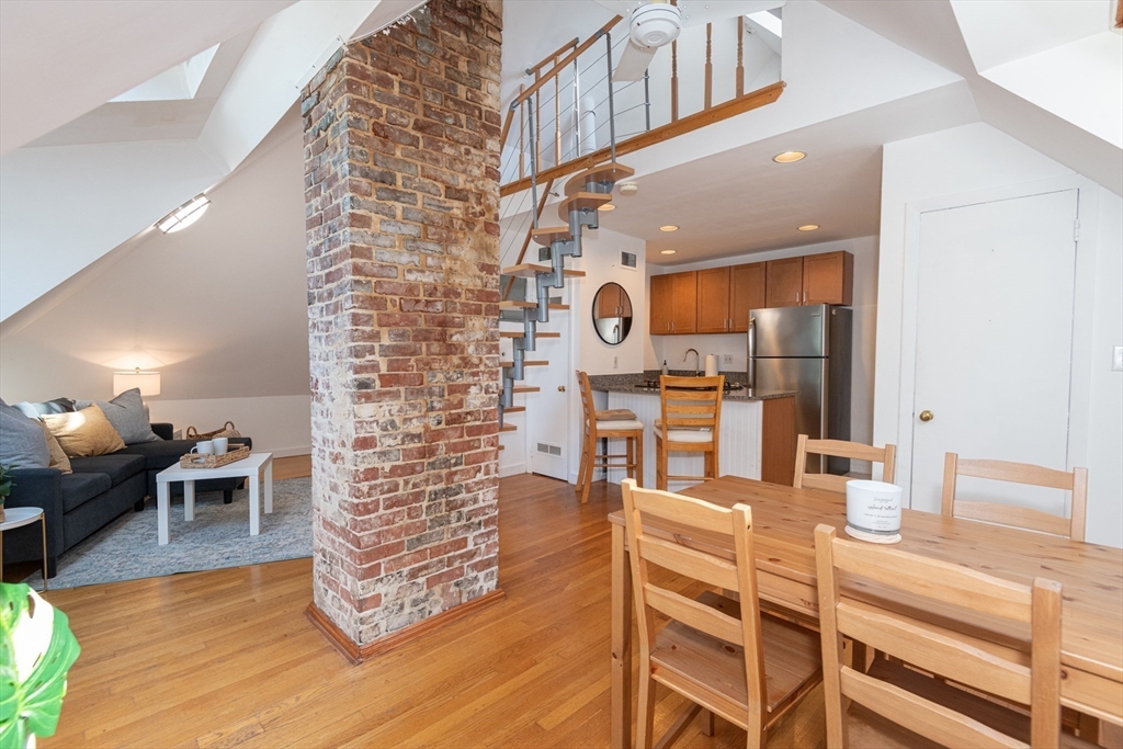 View Marblehead, MA 01945 condo