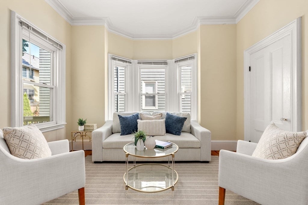 137-139 Morrison Ave