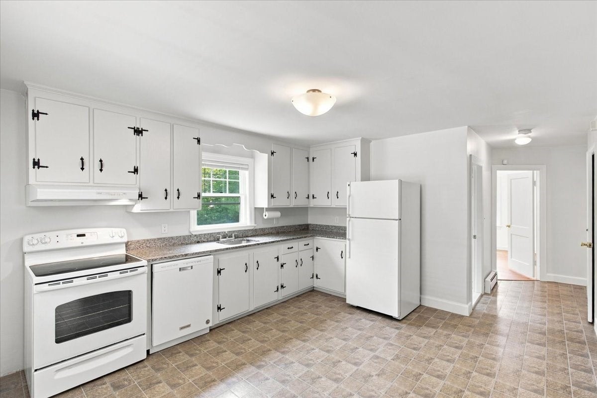 924 Washington St, Franklin, MA Photo #8