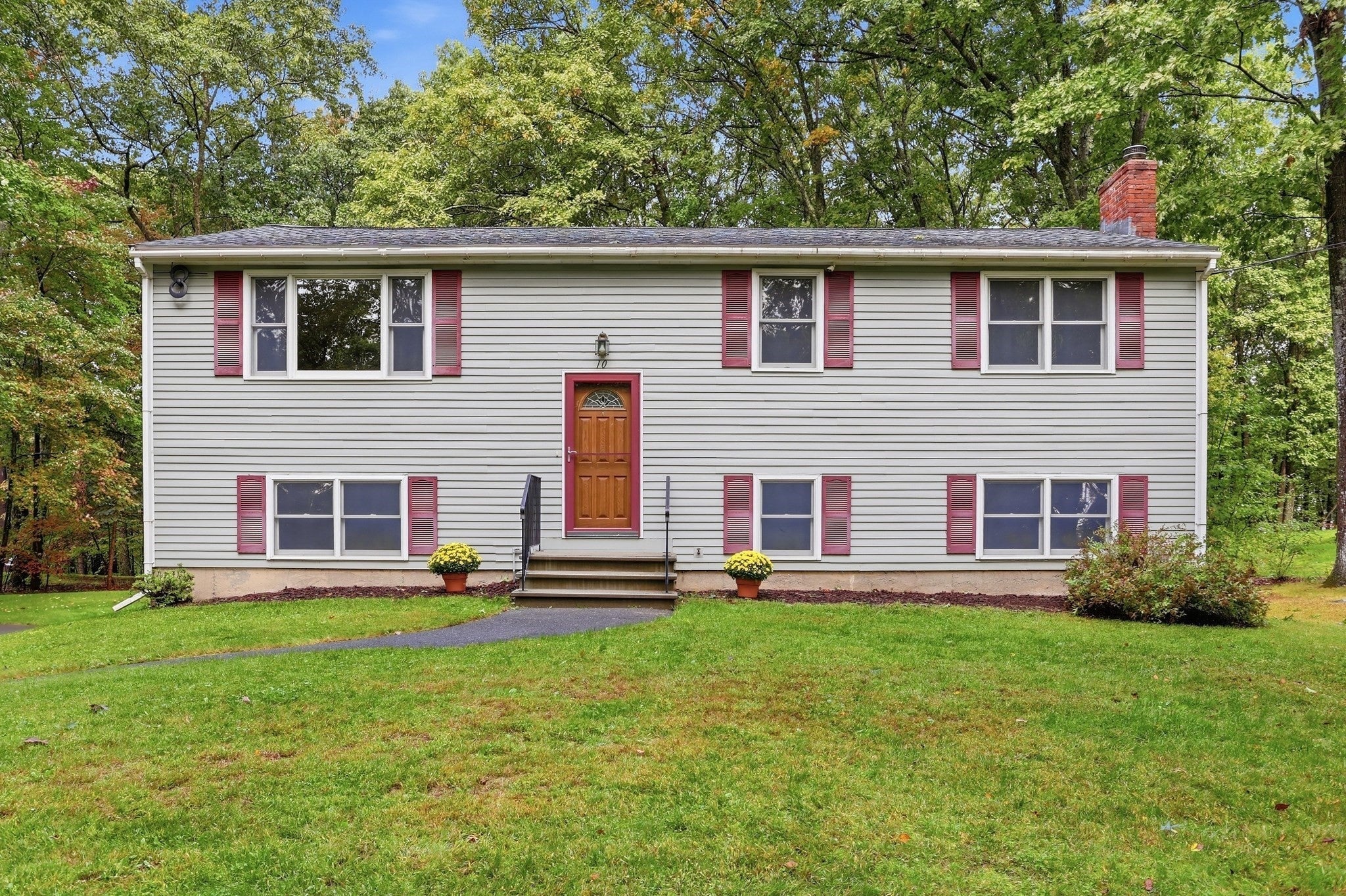 10 Beaver Brook Road, Littleton, MA, 10 Beaver Brook Road, Littleton, MA Photo #2