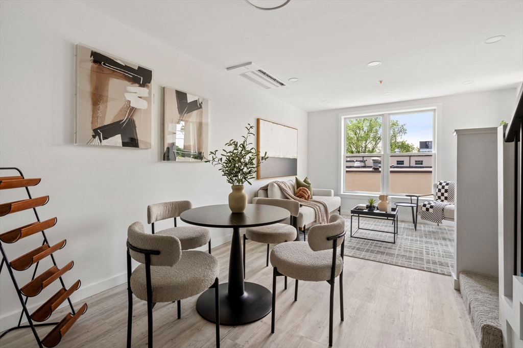 602 Canterbury 9