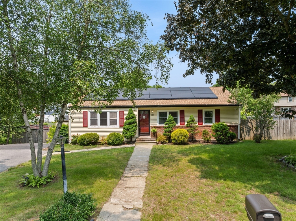 449 West St